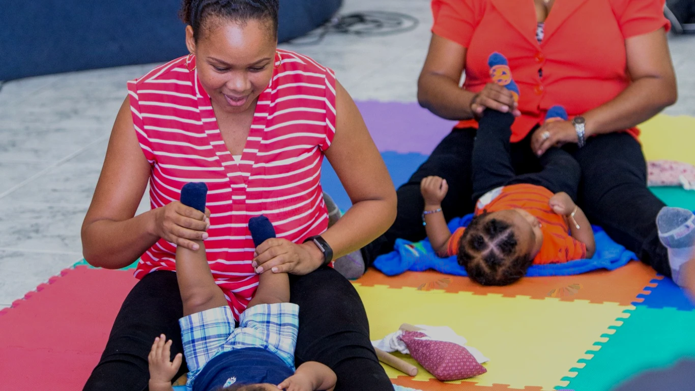 Bouncing Bambinos baby music class at Alabanza MusicVersity