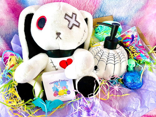 $10 OFF! Bad Bunny Cobweb Box