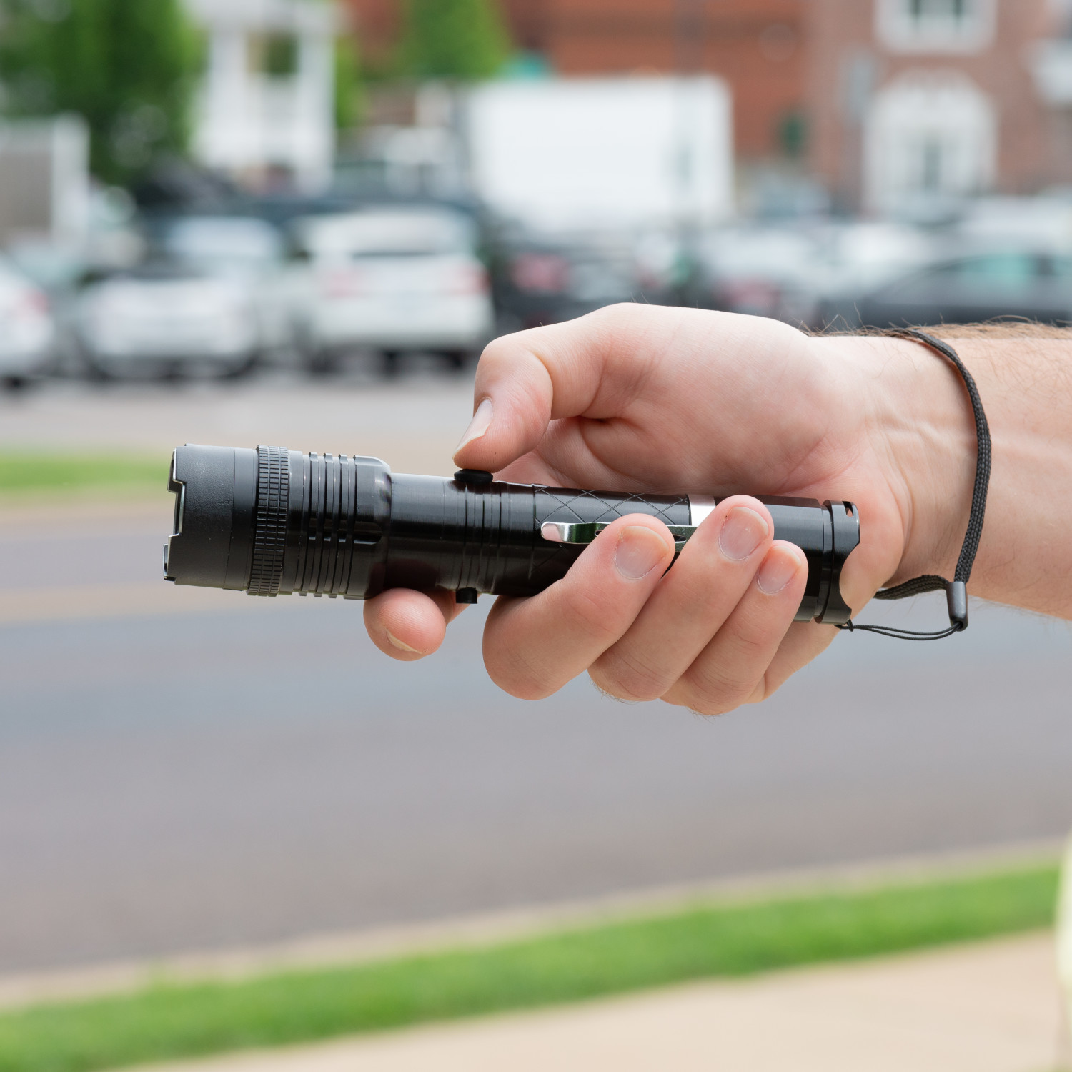 SABRE Tactical Stun Gun w/Flashlight for SelfDefense SABRE