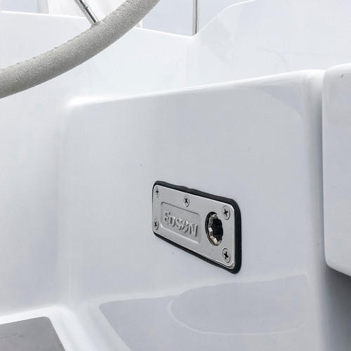 Bronze Compact Manual Offset Drive Pump, 18 GPM, 1.5" Inlet & Discharge   (25421)