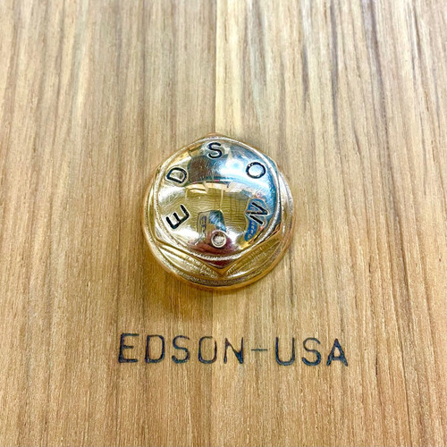 Classic wheel nut in high-polish bronze, with throwback Edson logo. For 1" straight shafts with 1-14 thread pitch