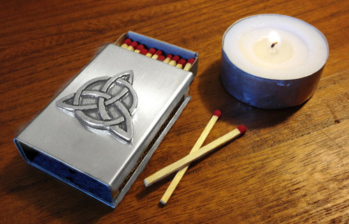 Triquetra Celtic Treasure Box, Matchbox Cover for Candle Magick, Spellcasting, Ritual, Ceremony, Altar Tool, Herb Stash, Witchcraft, Wicca