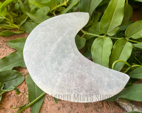 Selenite Crescent Moon Altar Tile, Charging Plate for Crystal Grids, Cleansing, Meditation, Altar Decor, Crystal Healing, Crystal Charging