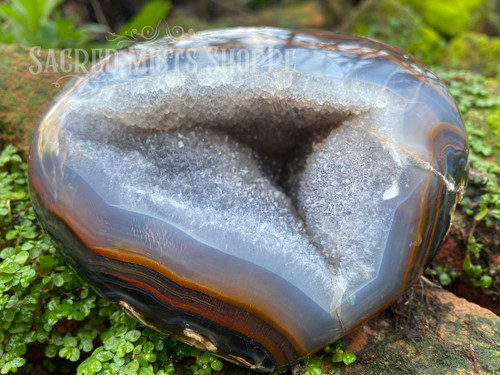 Druzy Crystal Agate Heart for Sacred Space, Meditation, Aura Stabilizing, Balance, Grounding, Crystal Healing, Protection, Clarity, Altar