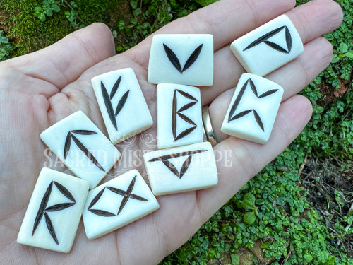 Water Buffalo Bone Elder Futhark Rune Set for Divination, Viking Runes, Rune Stone Sets, Crystal Runes, Emerald Rune Set, Hand-Carved Runes