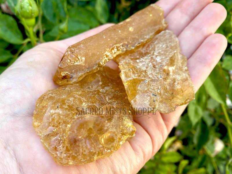 Golden Amber Resin – Rosalie Botanicals