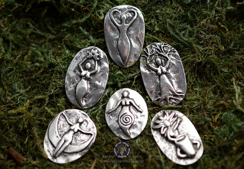 Wisdom of the Witch Pewter Pocket Blessing Handmade for Offerings