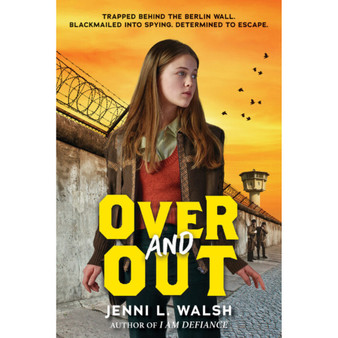 Over and Out - ISBN 9781338775785