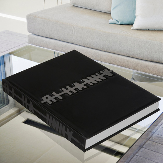 Rihanna: Queen Size - ISBN 9781838662813