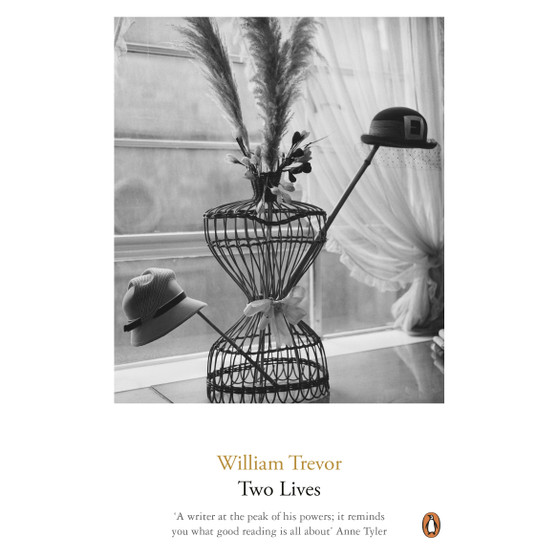 Two Lives - ISBN 9780141044613