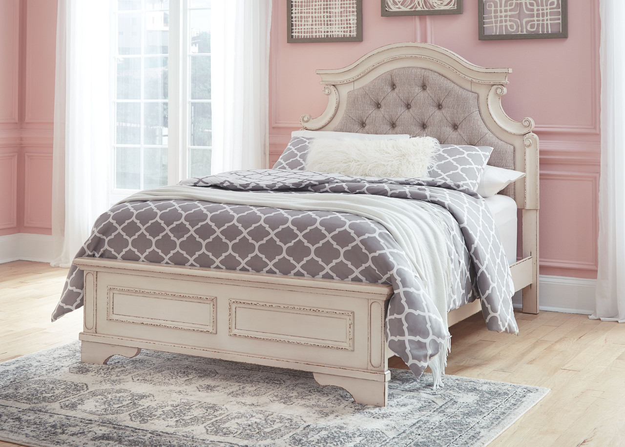 Chipped white shop bedroom set