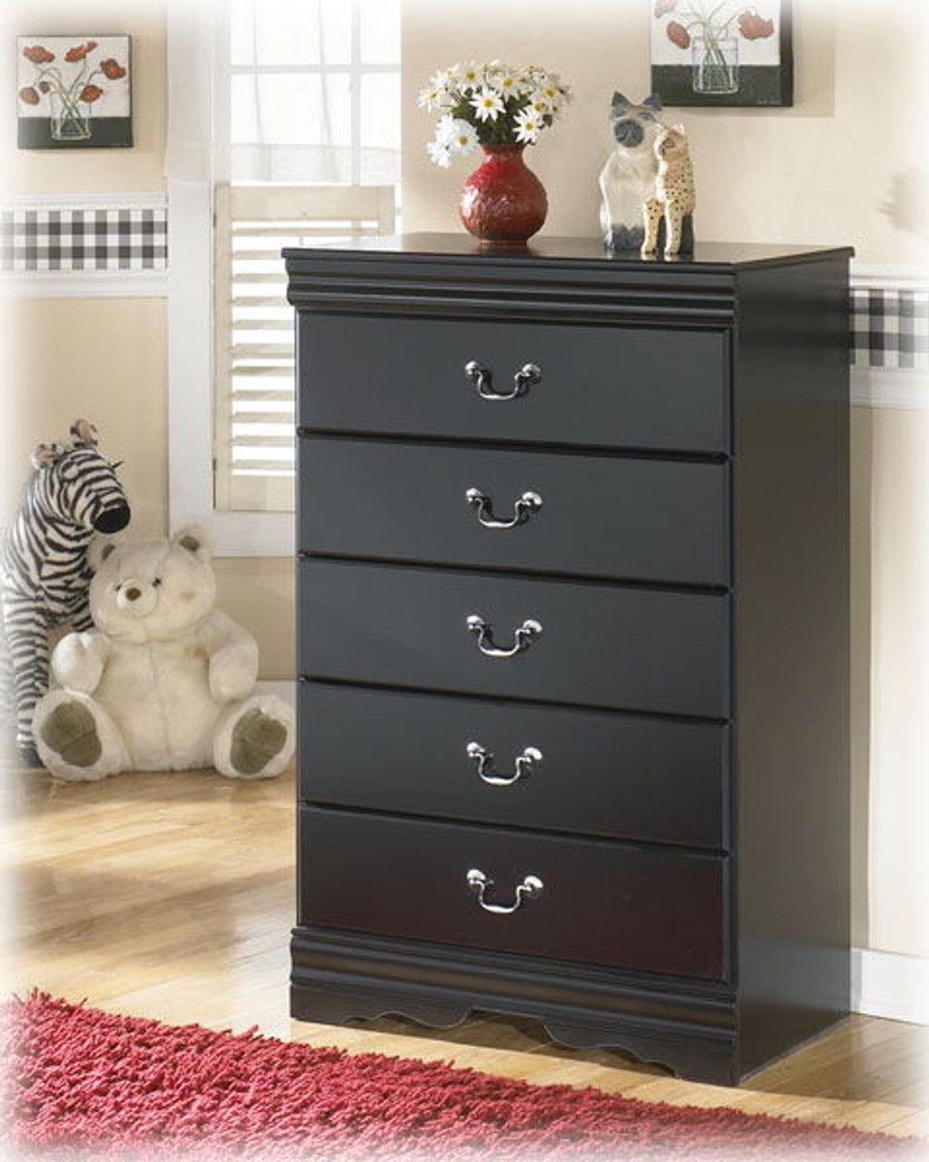 Black five drawer dresser Clearance
