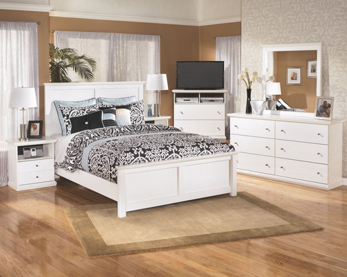 Bostwick Shoals White 8 Pc. Dresser, Mirror, Chest, King Panel Bed & 2 Nightstands