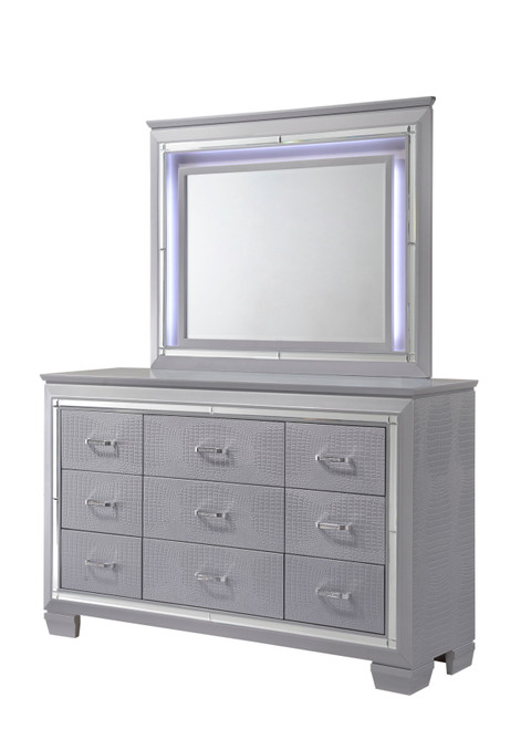 Lillian Dresser, Mirror Gray