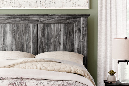 Thyven Gray Queen Panel Headboard