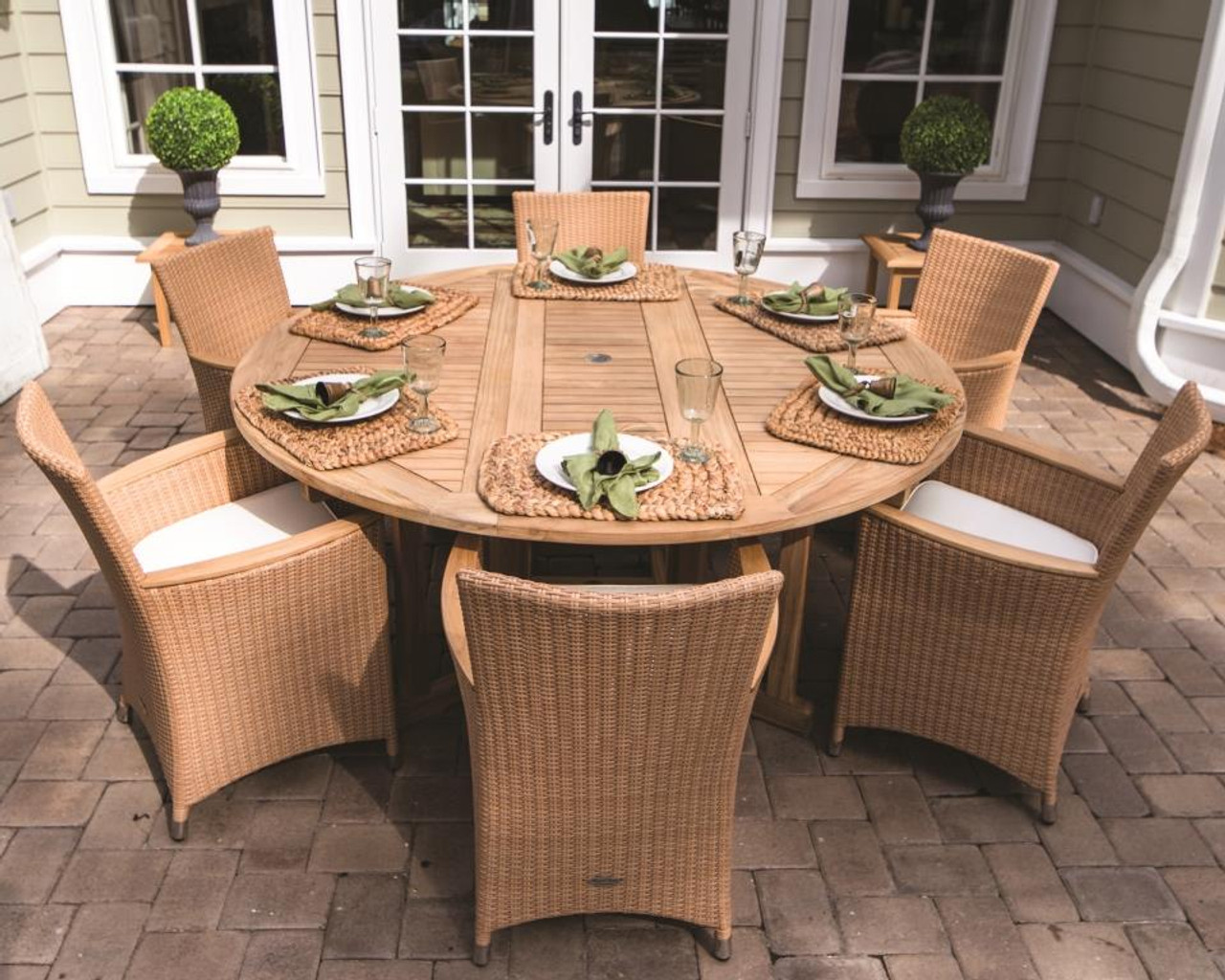 Royal Teak Dining Set w Round Table 6 Wicker Chairs