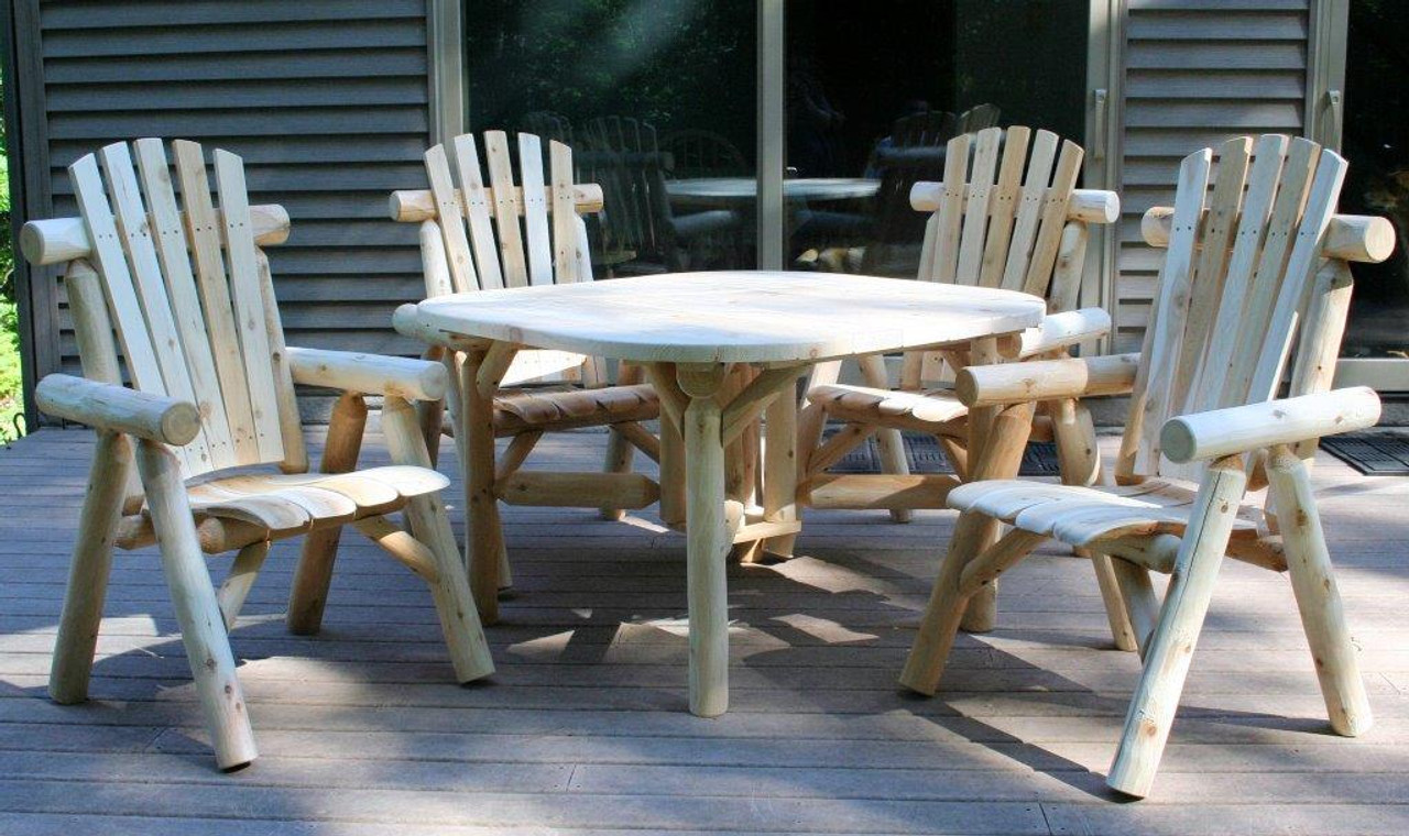 Rustic patio 2025 table and chairs