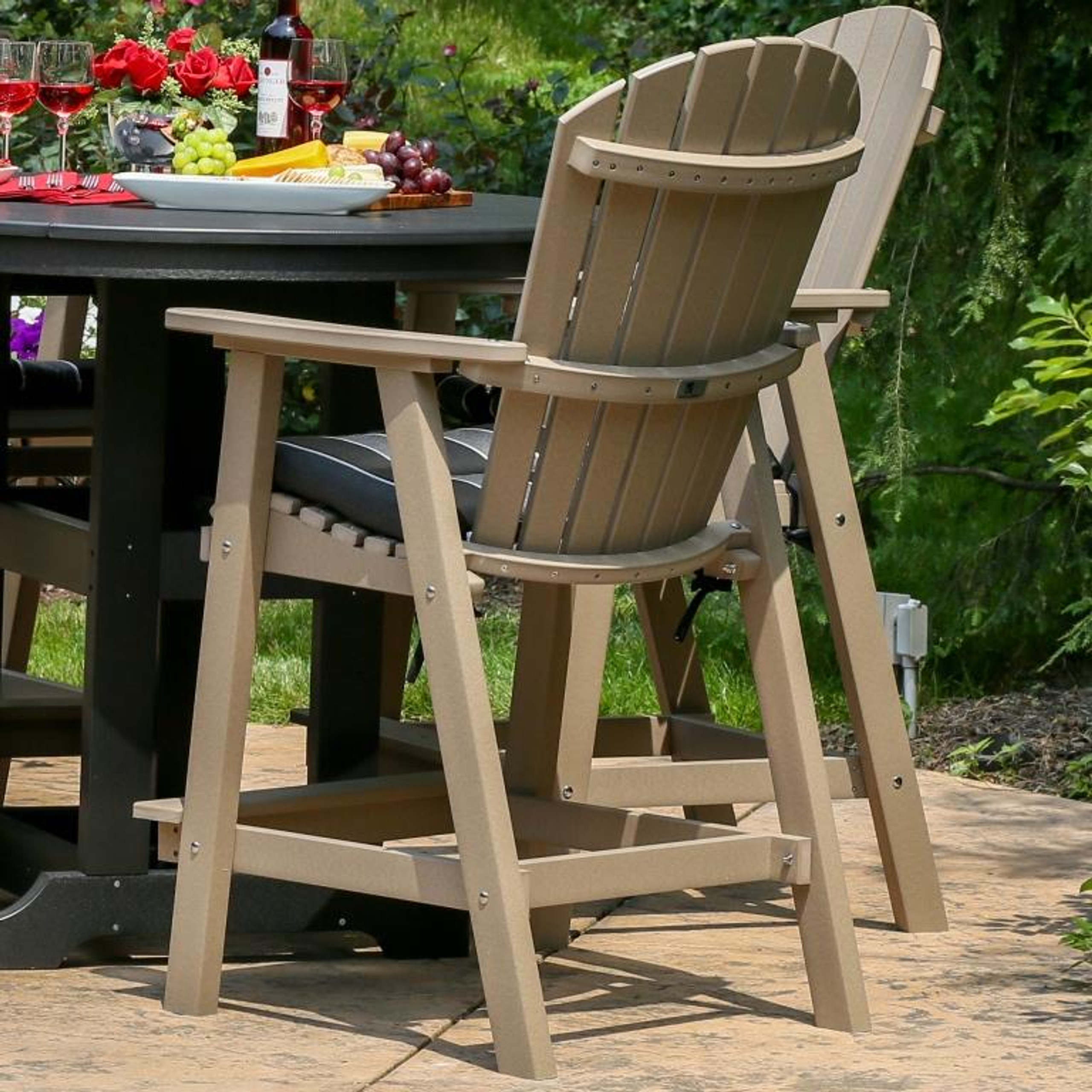 Berlin Gardens Resin Comfo Back Four Seat Dining Set   Berlin Gardens Resin Comfo Back 4 Seat Bar Height Dining Set Chair Back 13  76613.1646943948 