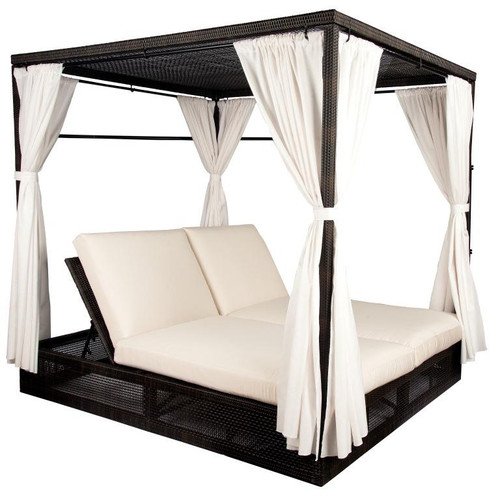 Montecito Wicker Daybed