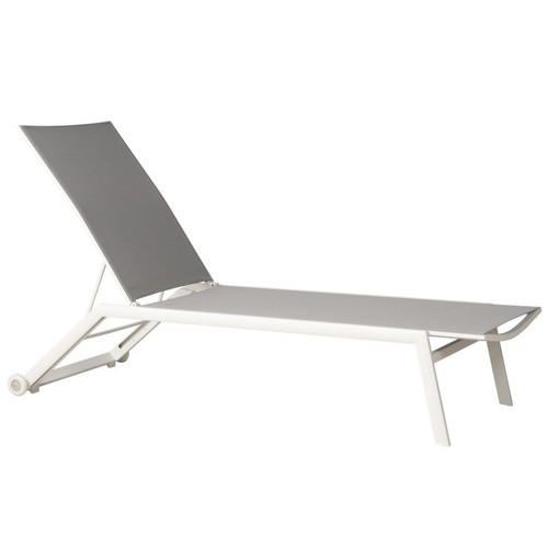Lloyd Flanders Solare Chaise Lounge Chair