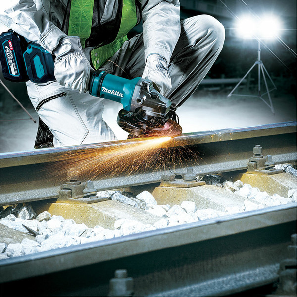 Makita 40V Max Brushless 180mm (7") Angle Grinder - GA037GZ