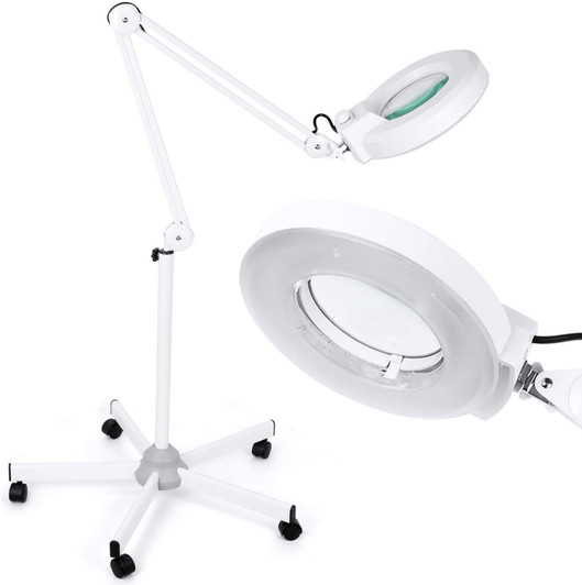 Essential Spa Equipment - Magnifying Lamp @ Breizh Beauty & Spa