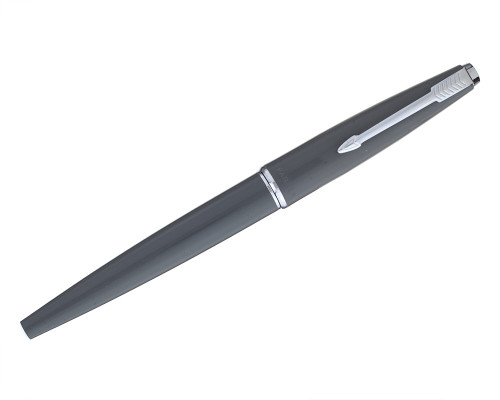 Parker 45 Arrow Fountain Pen - Grey, Steel Fine Nib (2025-0701-254)