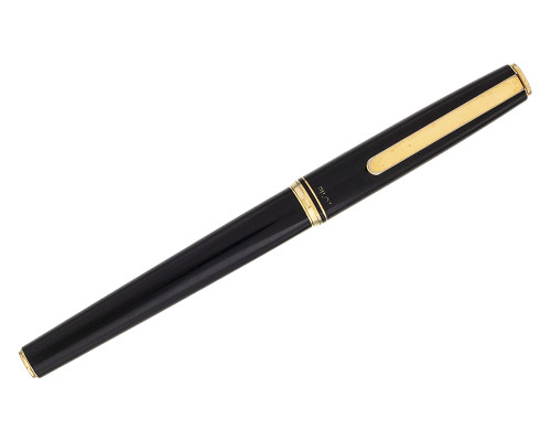 Pilot Fountain Pen - Black with Gold Trim, 14kt Extra Fine NIb (2026-0827-02)