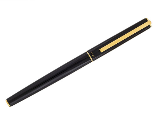 Pilot Grandee Urushi Fountain Pen - Black with Gold Trim, 14kt Fine NIb (2026-0827-05)