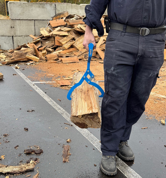 Logrite Milo Tongs in action