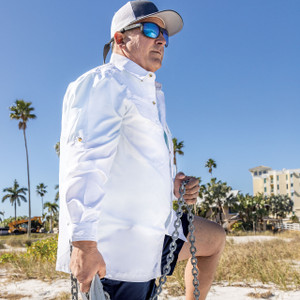 Hook & Tackle Seacliff 2.0 Long Sleeve Shirt Lifestyle in color White