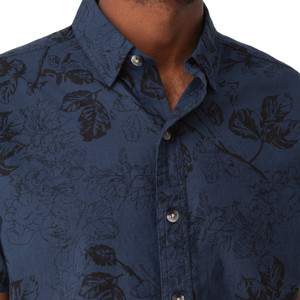 Ethan Organic Cotton Shirt studio in navy blue chest detail