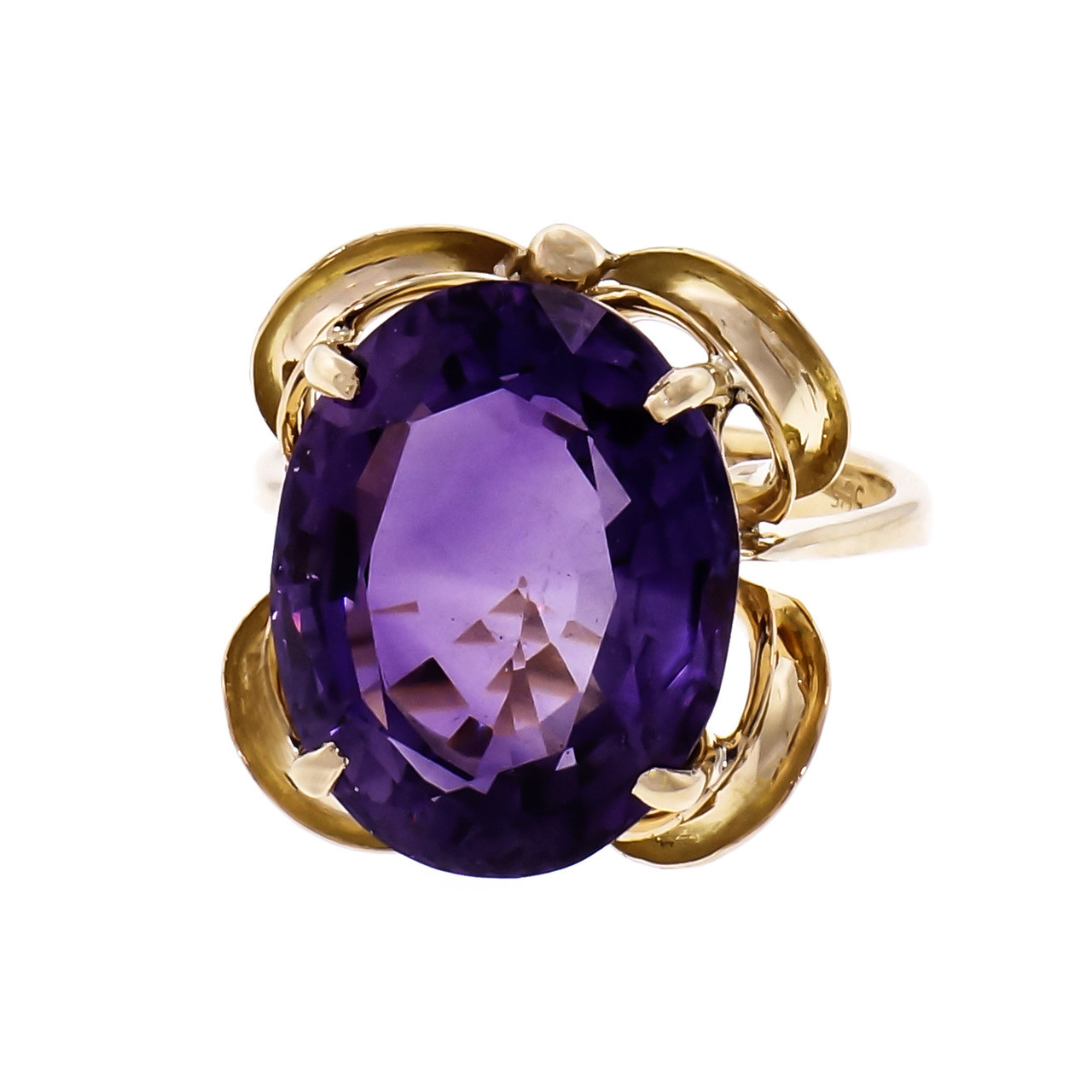 Estate Large Oval Amethyst Ring 14k Yellow Gold petersuchyjewelers