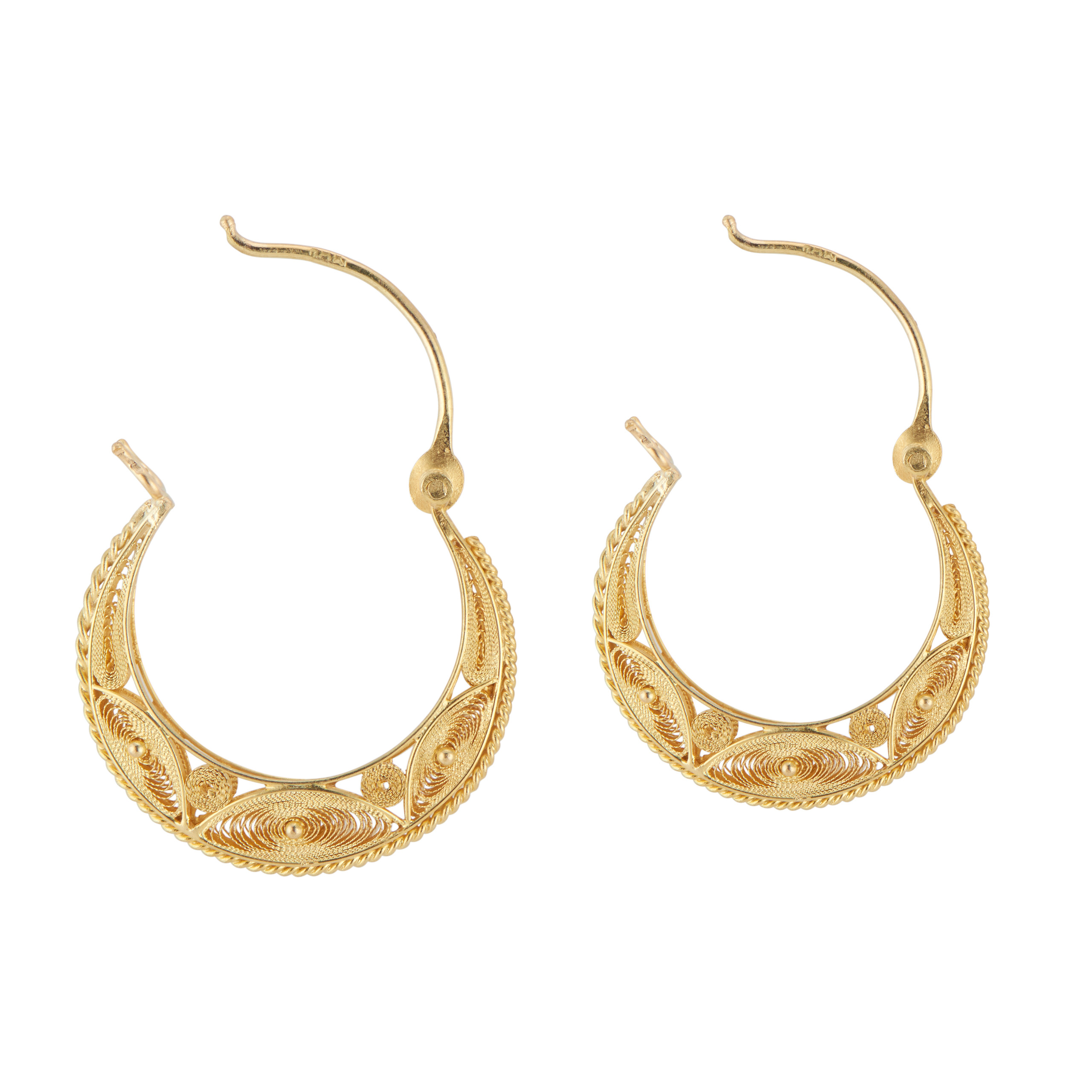 Yellow Gold Filigree Hoop Earrings - petersuchyjewelers
