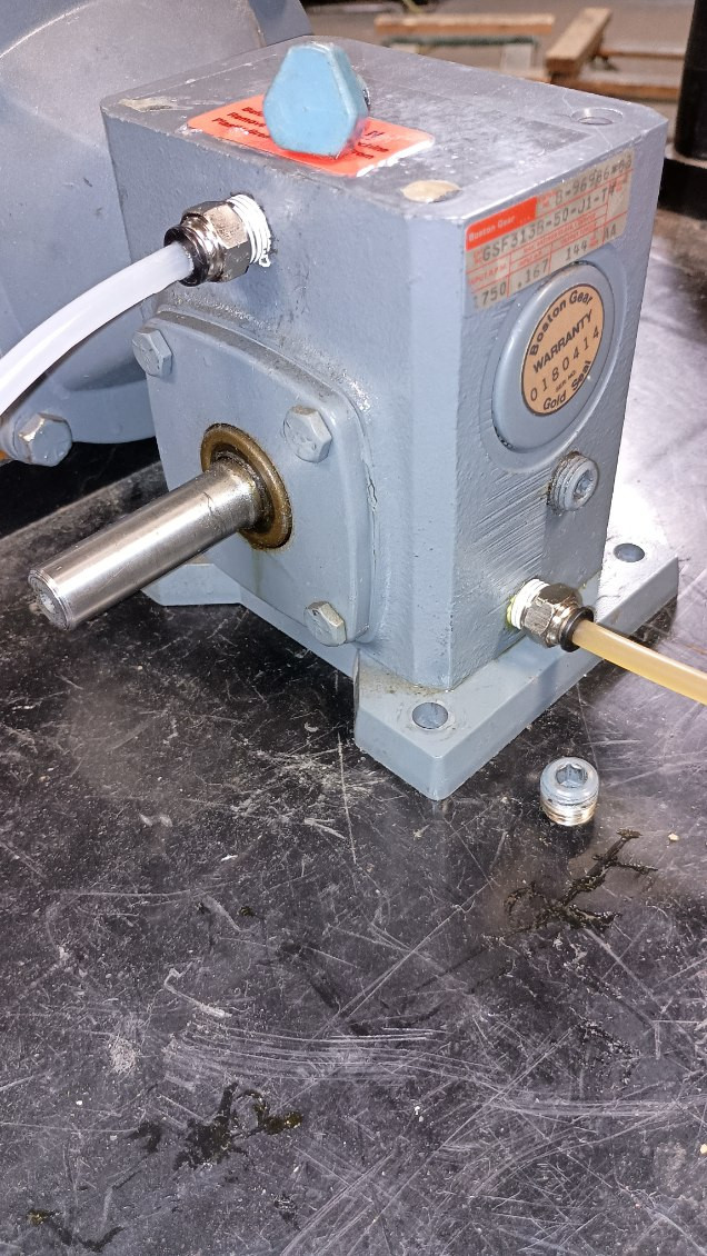 Spinalator Gearbox Oil Lube, Spinalator Gearbox Oil, Spinalator Gear Box Oil Lube, Spinalator Gear Box Oil, Spinalator Oil, Spinalator Gear Oil, Spinalator Oil Lube, Spinalator Lube, Spinalator Parts