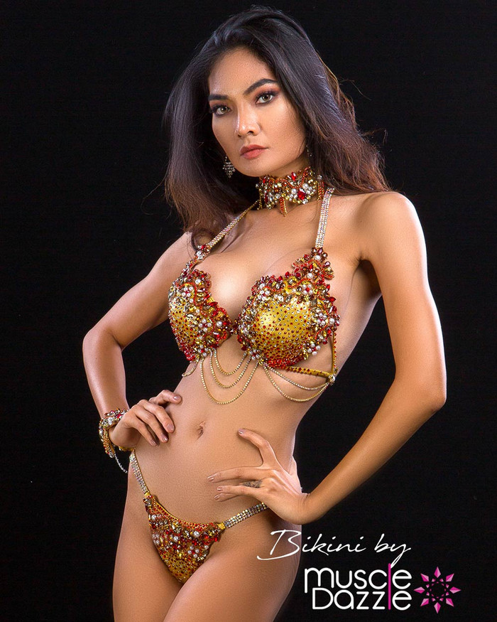 rolige Inficere Opdatering Golden WBFF Diva Fitness Bikini | Custom Made