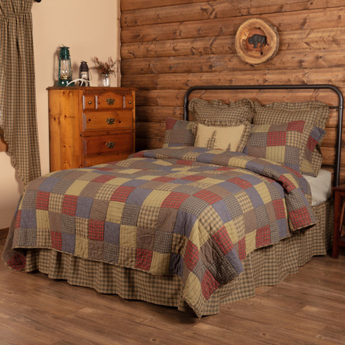 Cedar Ridge King Size Quilt Set