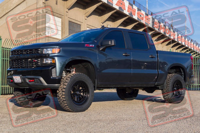2019 Chevy Silverado 1500 Trail Boss -BDS / Fox - 4" Lift - Fuel Off-road Wheels - Toyo Tires