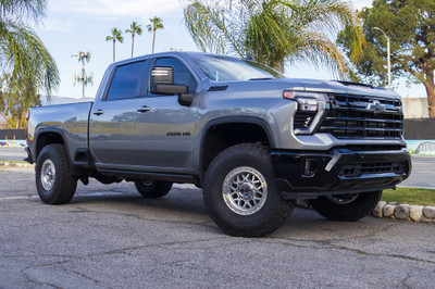 2025 Chevy Silverado 2500 HD - Cognito Motorsports / Fox Shocks - 2"-3" Lift - KMC Wheels - Toyo Tires