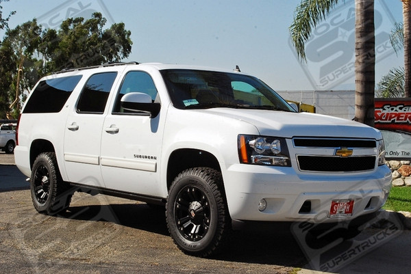 TRUXXX 2.5" Leveling Kit, 18x9 XD Series "Monster" Wheels in Black Finish, 285/65/18 BF Goodrich A/T Tires, AMP Research PowerSteps