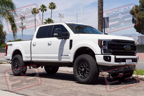 2022 Ford F-250 - BDS / Fox - 2.5" Level - AMP Research - Baja Designs - XD Wheels - Falken Tires