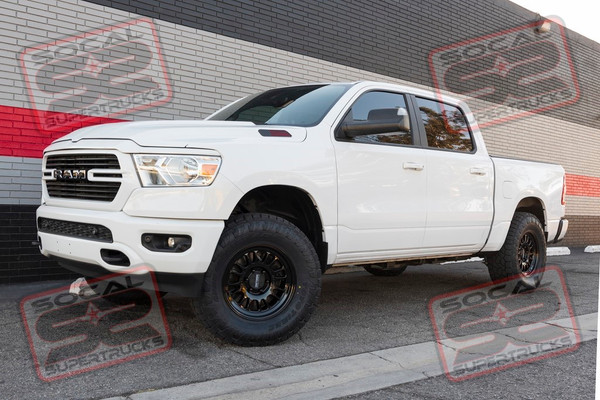 2023 Ram 1500 - Bilstein Shocks - 2.5" Lift - Method Race Wheels - Toyo Tires