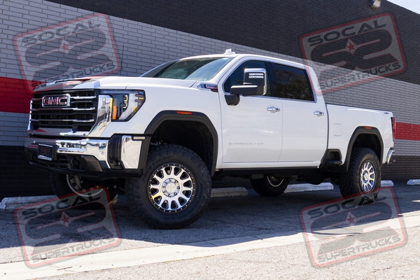 2024 GMC Sierra 2500 HD - CST / Fox - 4" Lift - AMP Research - Method Race Wheels - Toyo Tires