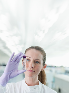 CYTIVA Syringeless Filter, Mini-UniPrep™ G2, 0.2µm PTFE, Standard Cap, Amber Borosilicate Glass & Polypropylene Housing, Silicone with PTFE Liner, 100/pk CYTIVA Syringeless Filter, Mini-UniPrep™ G2, 0.2µm PTFE, Standard Cap, Amber Borosilicate Glass & Polypropylene Housing, Silicone with PTFE Liner, 100/pk