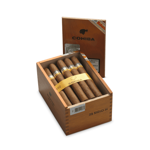 Cohiba Siglo III Zigarren in der 25er Kiste mit offenem Deckel Cohiba Siglo III Zigarren in der 25er Kiste mit offenem Deckel