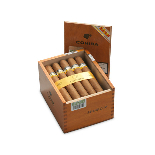 Cohiba Siglo IV Zigarren in der 25er KIste mit offenem Deckel Cohiba Siglo IV Zigarren in der 25er KIste mit offenem Deckel