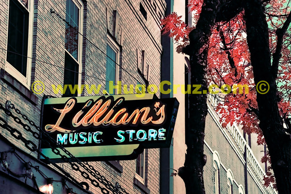 Lillian's