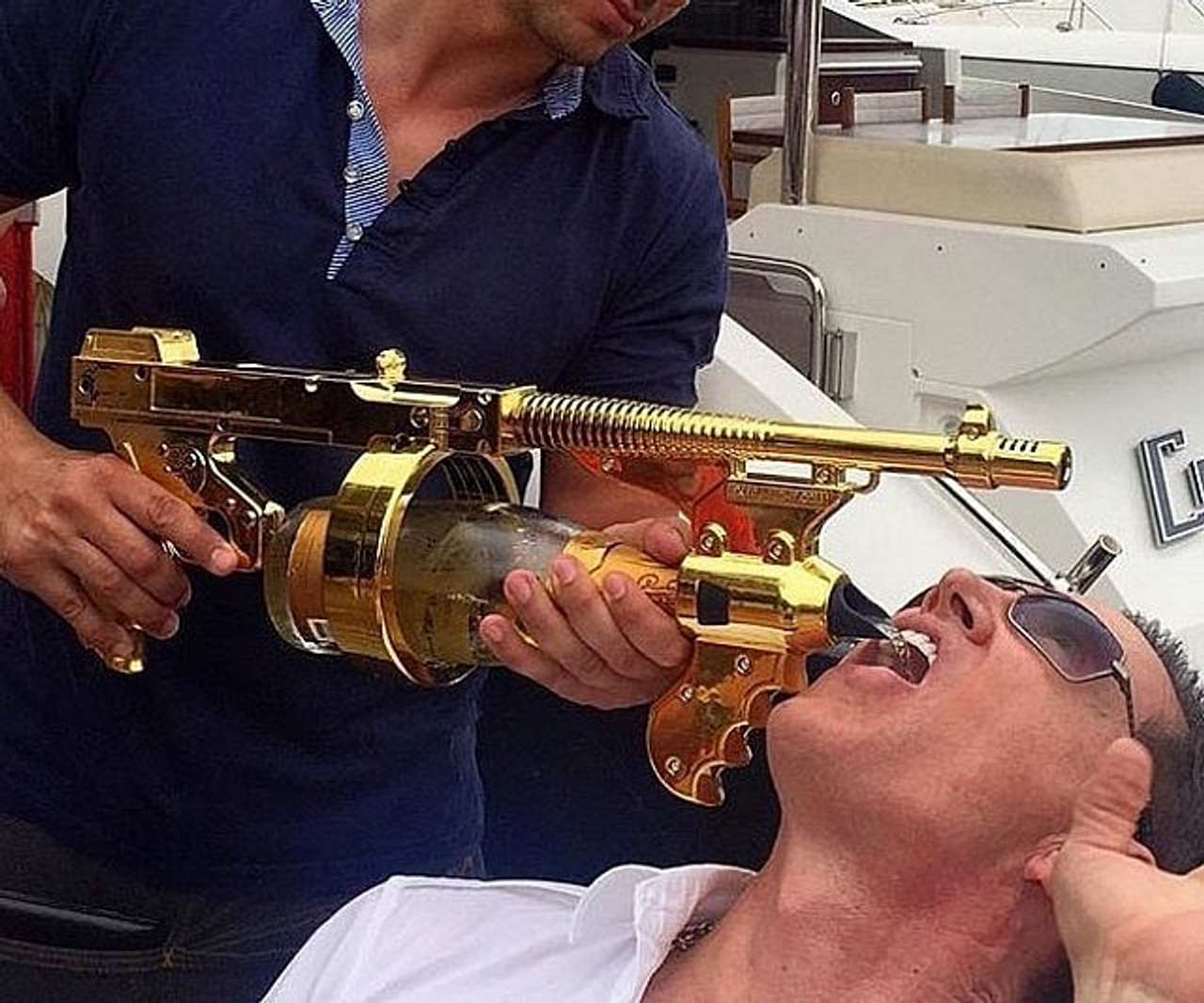 THE CHAMPAGNE GUN GOLD