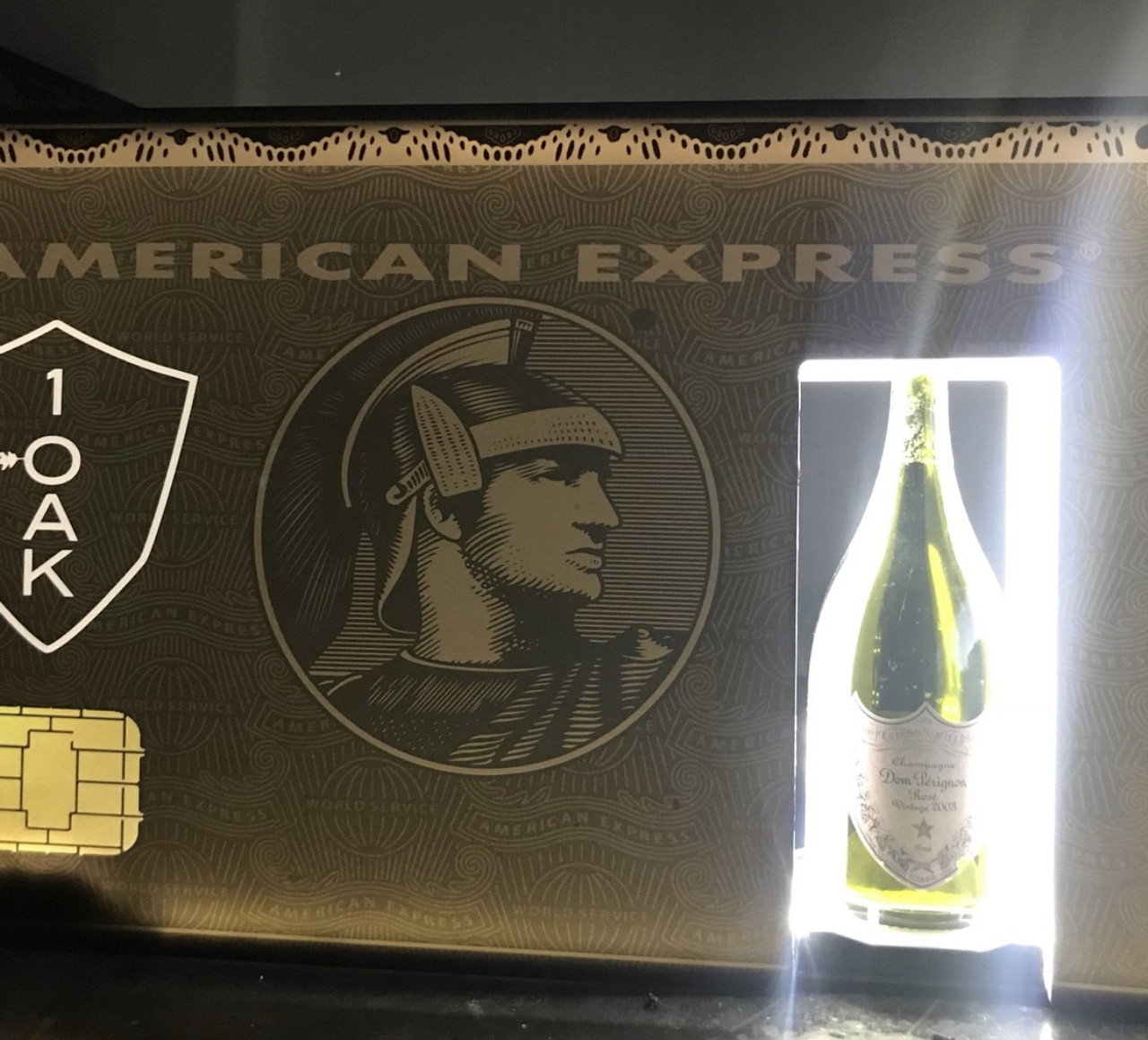 BOTTLE PRESENTER AMEX