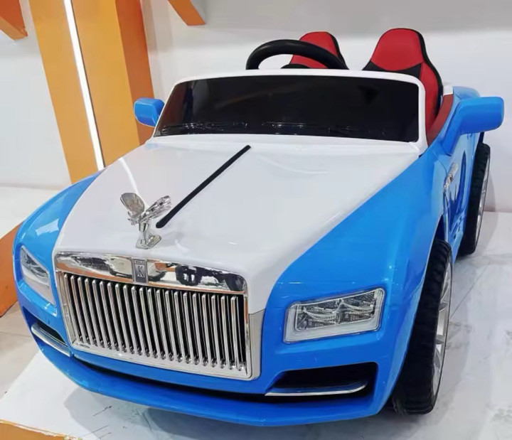 CAR BOTTLE PRESENTER - ROLLS ROYCE PHANTOM 